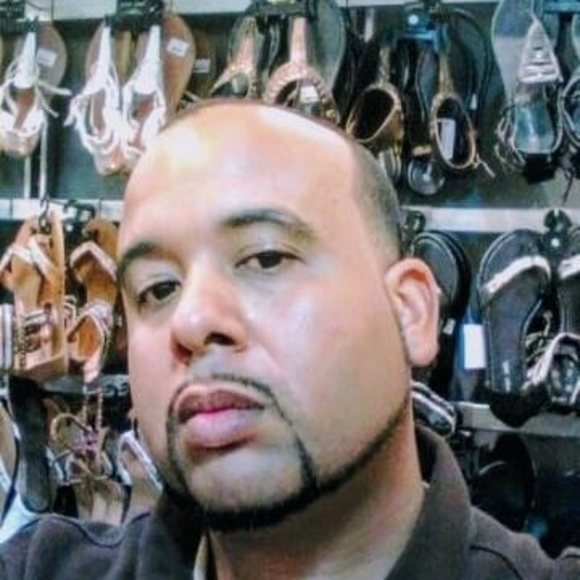 Meet your Posher, Andrew - Picture 1 of 1